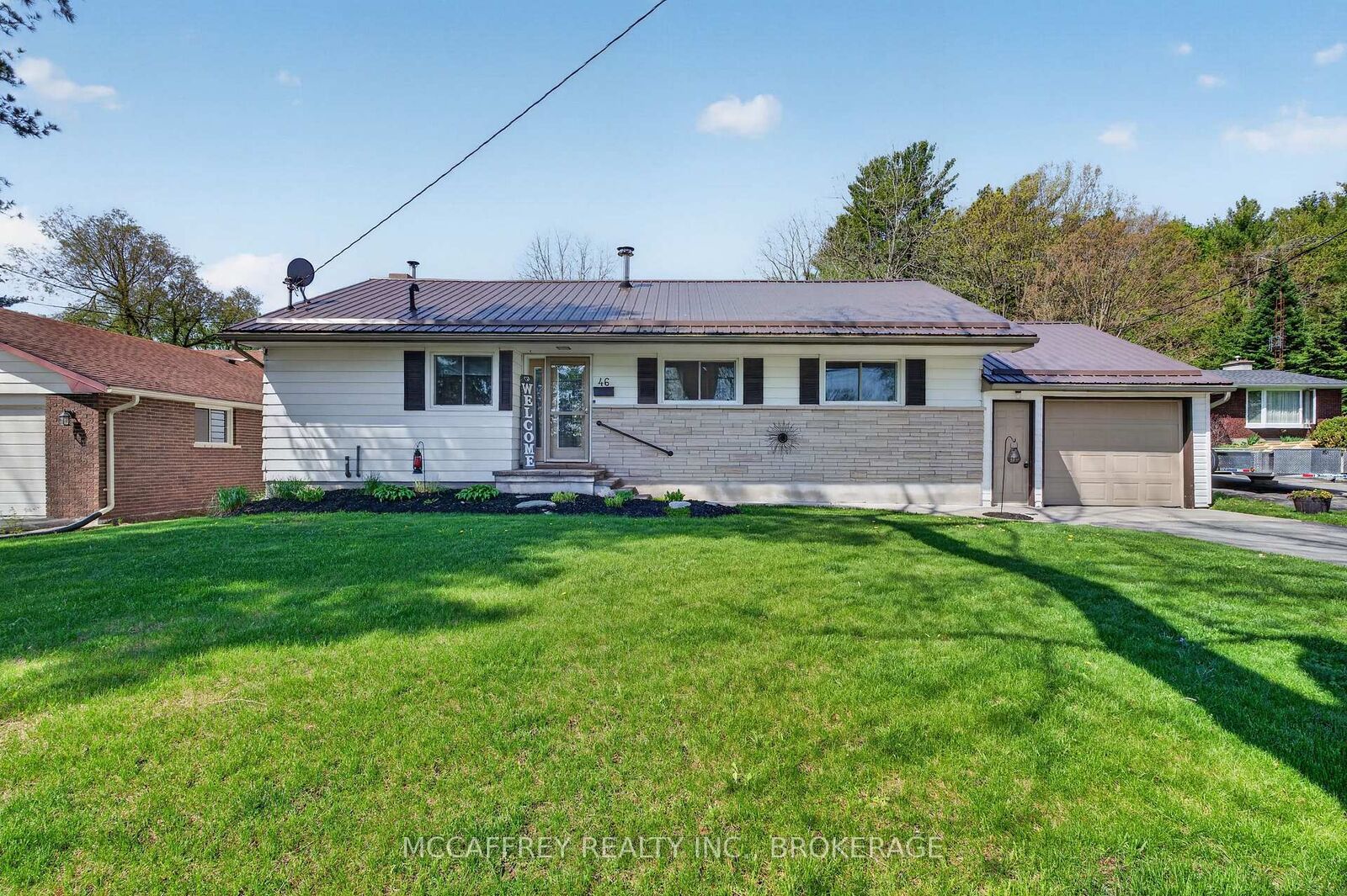 Property Photo: 46 College Street ON K0K 3J0