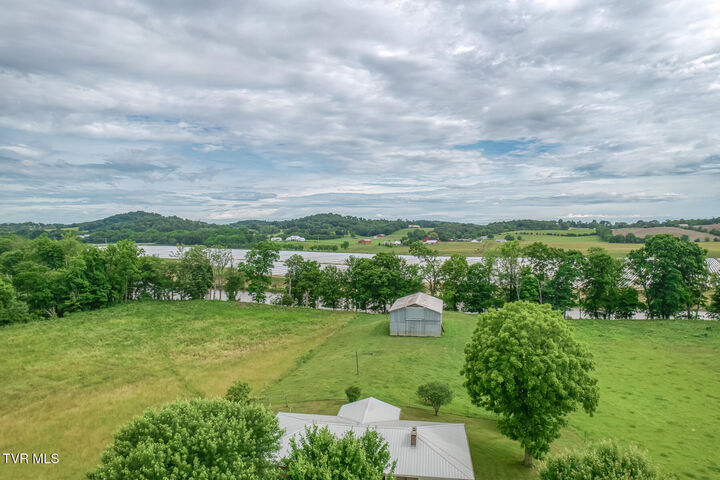 Property Photo:  2390 Highway 107  TN 37641 