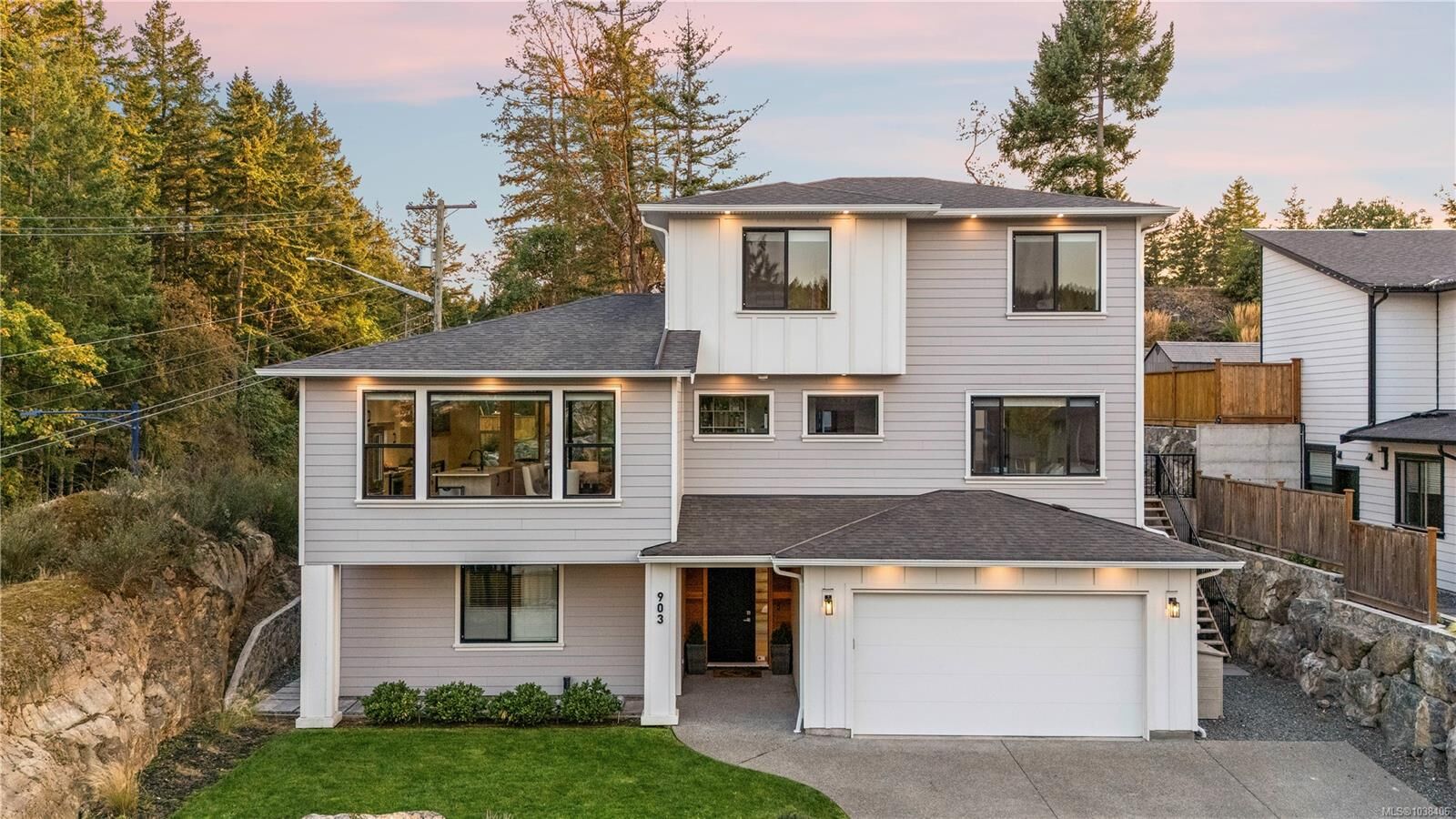 Property Photo: 903 Greystone Pl BC V9C 3X2
