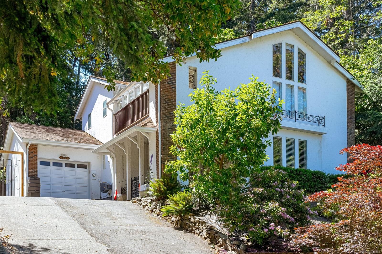 Property Photo: 1364 Kingsview Rd BC V9L 5P1