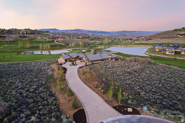 Property Photo: 2350 E Slingshot Way UT 84036