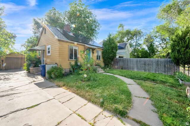 Property Photo:  619 N 900 W  UT 84116 