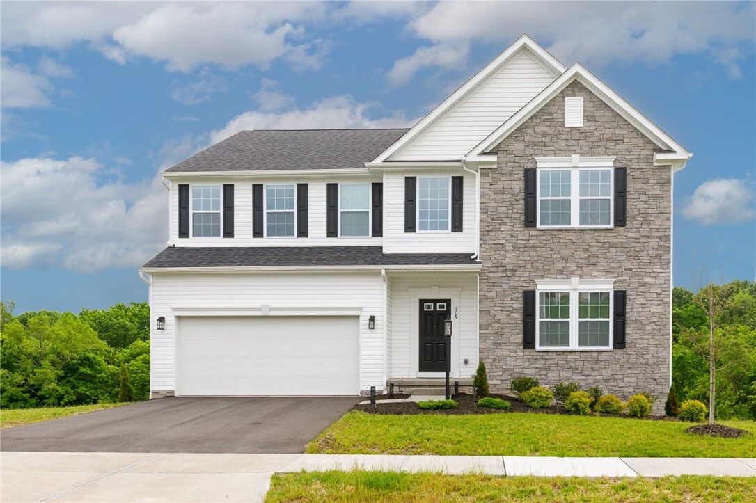 Property Photo:  109 Mesa Dr  PA 15108 