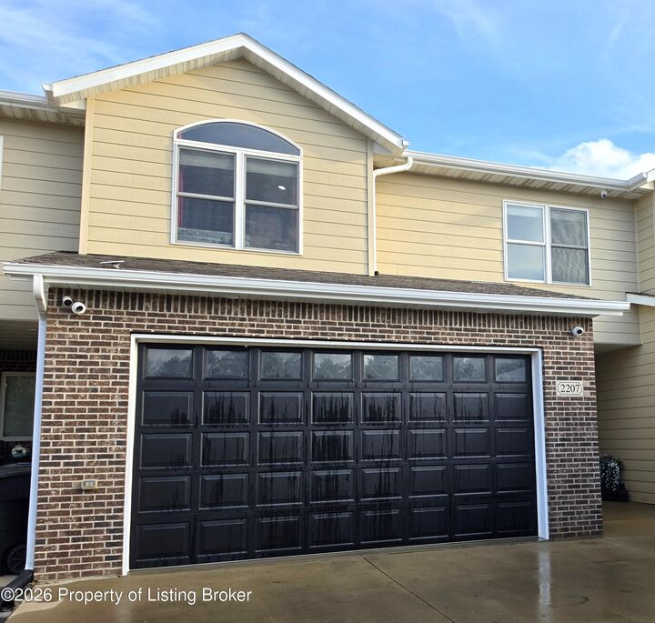 Property Photo:  2207 2nd Street W  ND 58601 