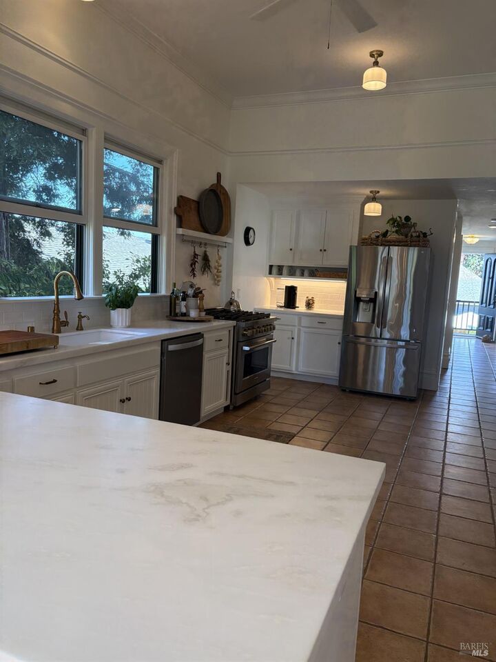 Property Photo:  440 W J Street  CA 94510 