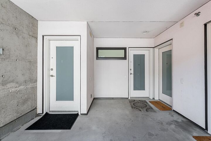 Property Photo: 370 Carrall Street 401 BC V6B 2J3