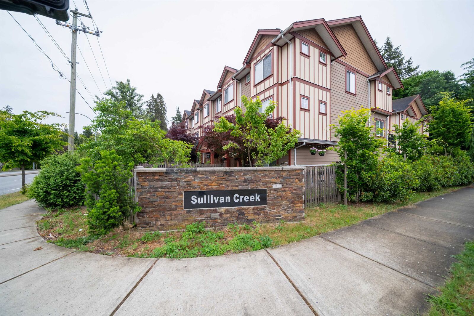 Property Photo:  6388 140 Street 3  BC V3W 1Y8 