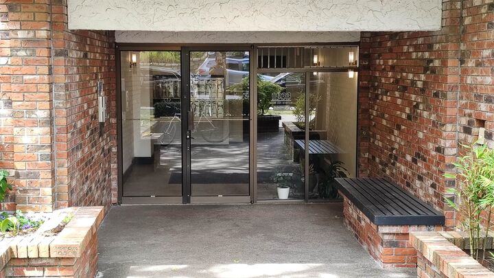 Property Photo: 1933 W 5th Avenue 202 BC V6J 1P6