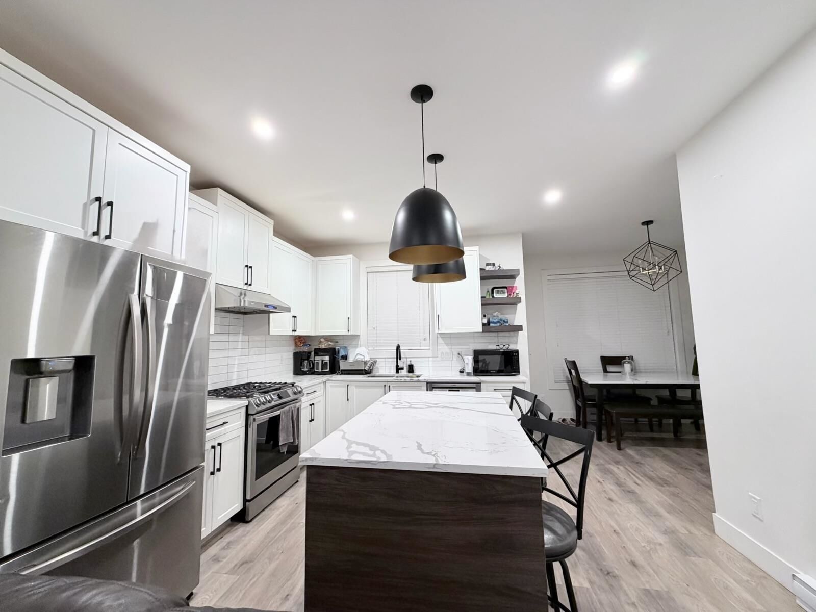 Property Photo: 27640 Lantern Avenue 12 BC V4X 1M3