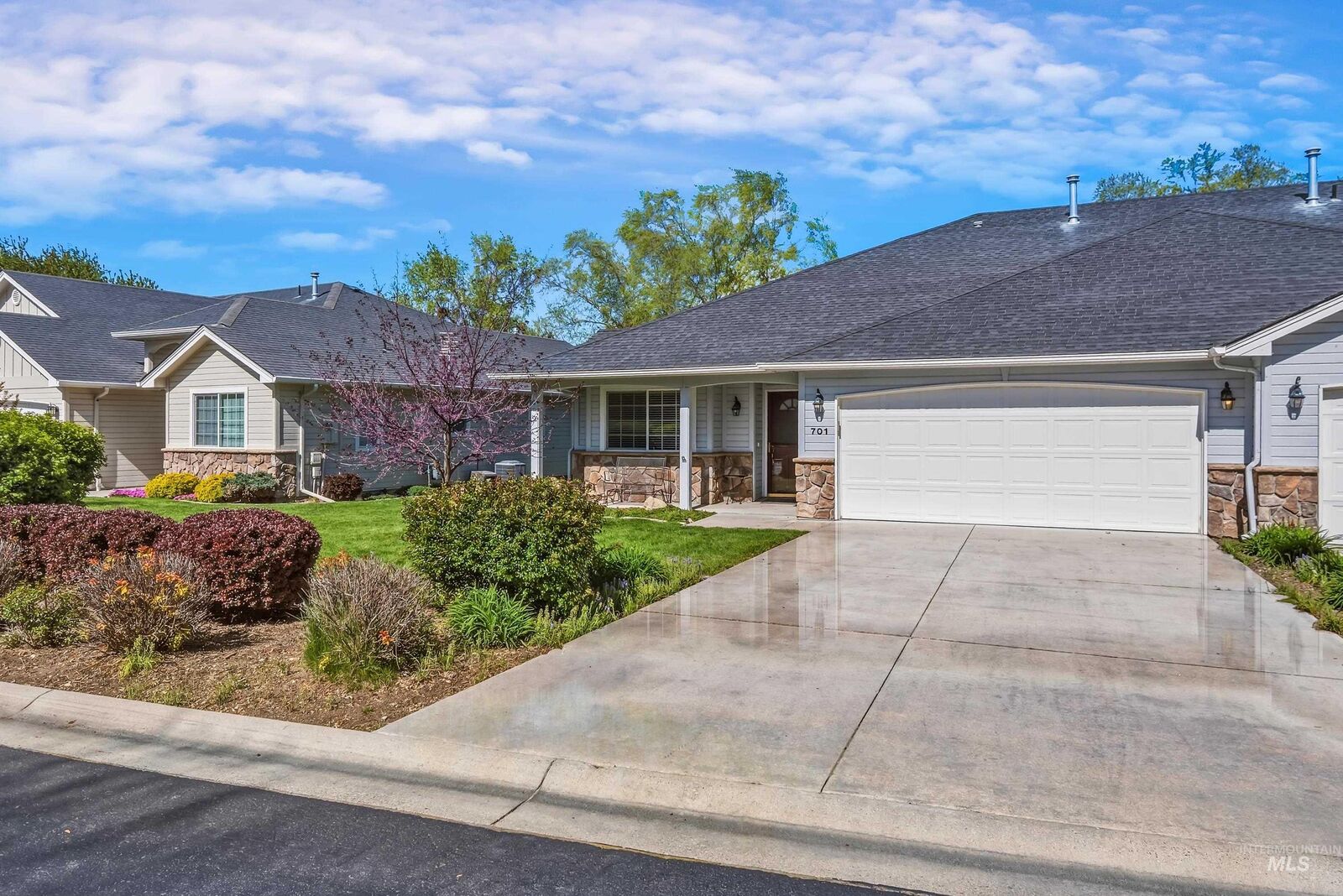Property Photo: 701 N. Eagle Rd ID 83616