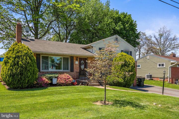 Property Photo:  210 Melvale Road  PA 17313 