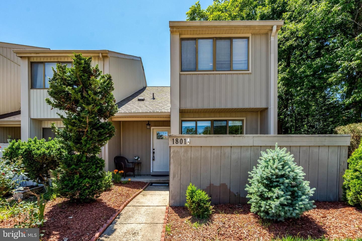 Property Photo:  1801 Powder Horn Terrace  VA 22191 