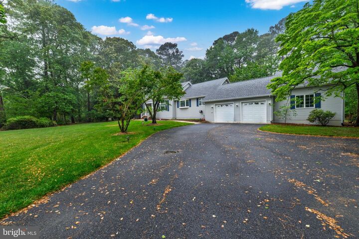 Property Photo: 88 Creek Drive DE 19966
