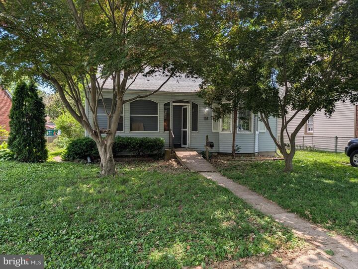 Property Photo:  410 W Park Avenue  NJ 08610 
