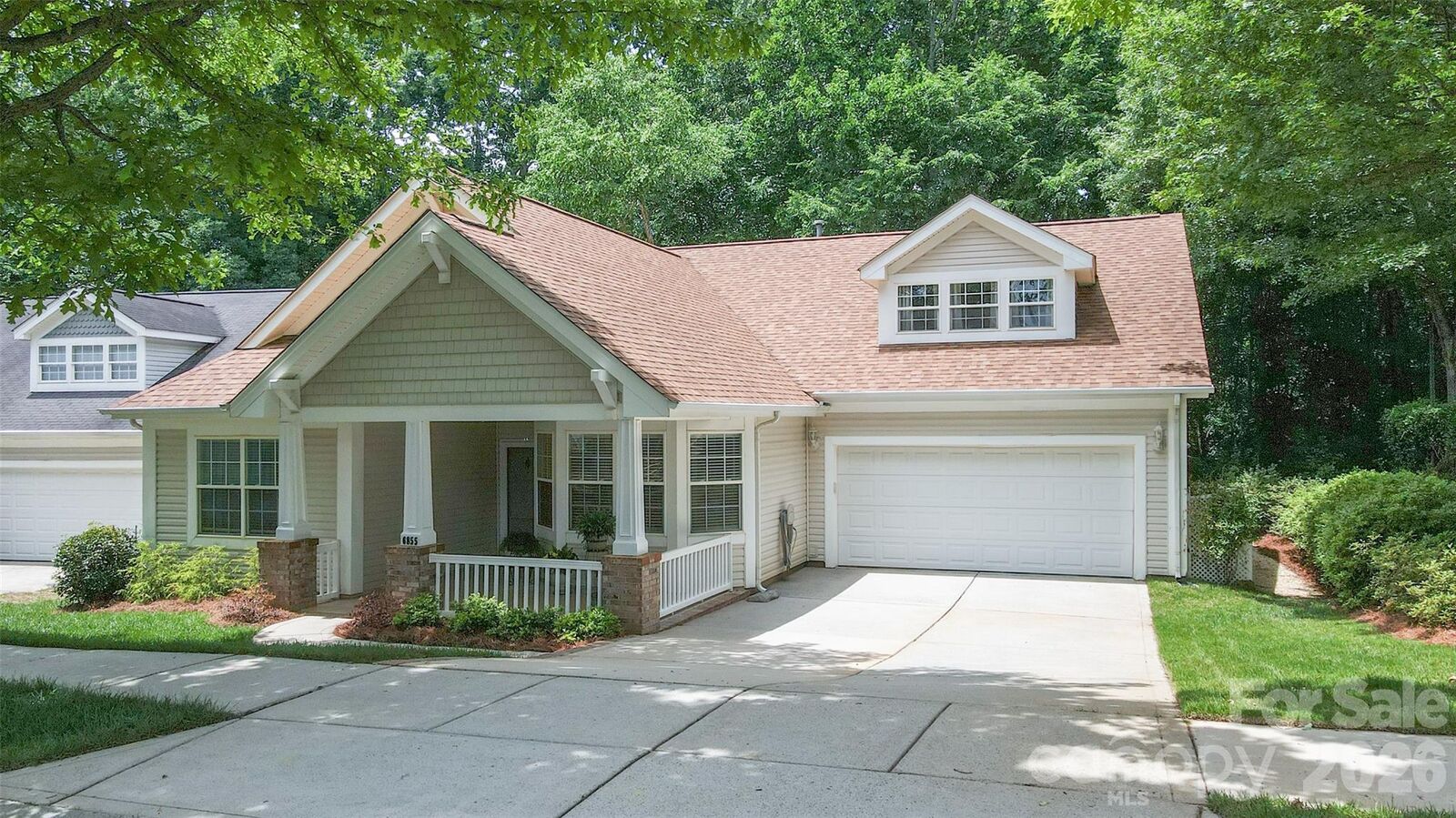 Property Photo:  6855 Colonial Garden Drive  NC 28078 