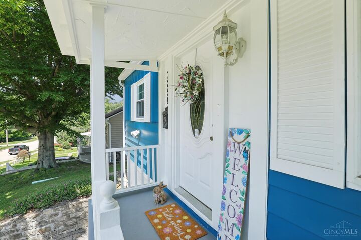 Property Photo:  7256 Bernard Avenue  OH 45231 