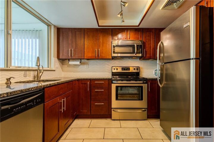 Property Photo:  227 Convent Road 227A  NJ 08831 