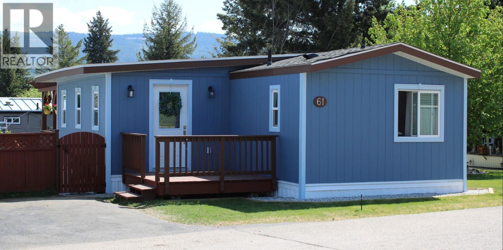 Property Photo: 3350 10 Avenue Northeast BC V1E 1J6