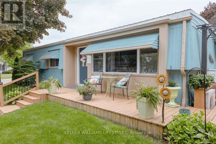 Property Photo: 239 Southwind Court ON N0M 1T0