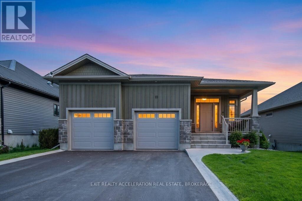Property Photo:  10 Admiral Court  ON K0H 1G0 
