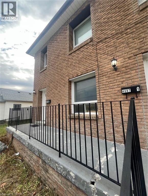 Property Photo:  4687 First Avenue  ON L2E 4G5 