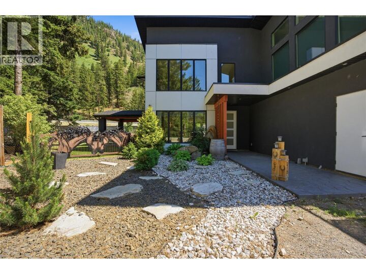 Property Photo: 1015 Paquette Road BC V0E 1M1