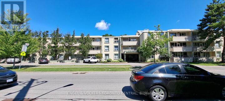 Property Photo:  70 Old Sheppard Avenue 315  ON M2J 3L6 