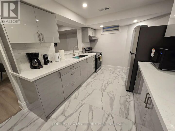Property Photo:  14 Porthclair Court  ON M1B 4X7 