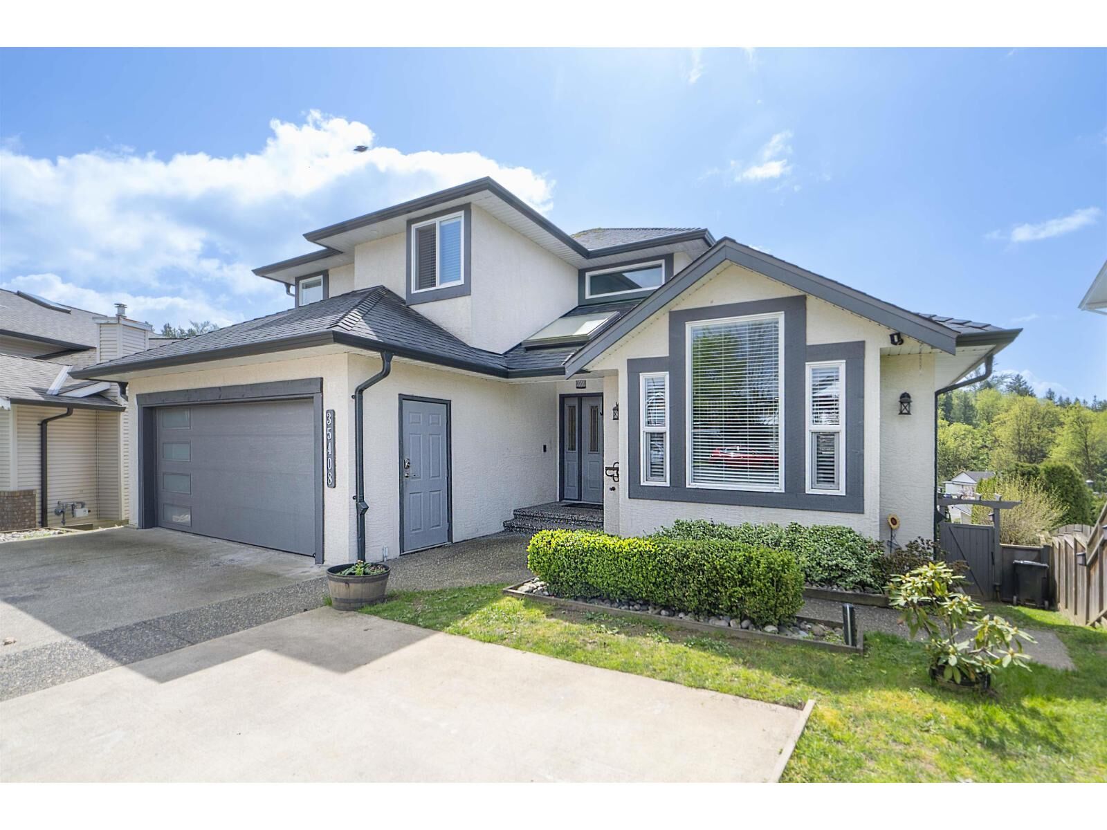 Photo de la propriété: 35408 Lethbridge Drive BC V3G 1J7