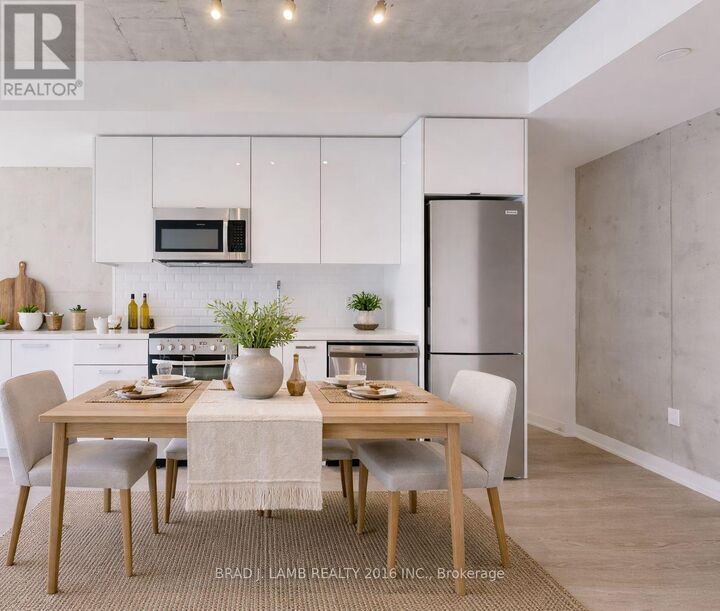 Property Photo:  284 King Street East 2602  ON M5A 1K4 