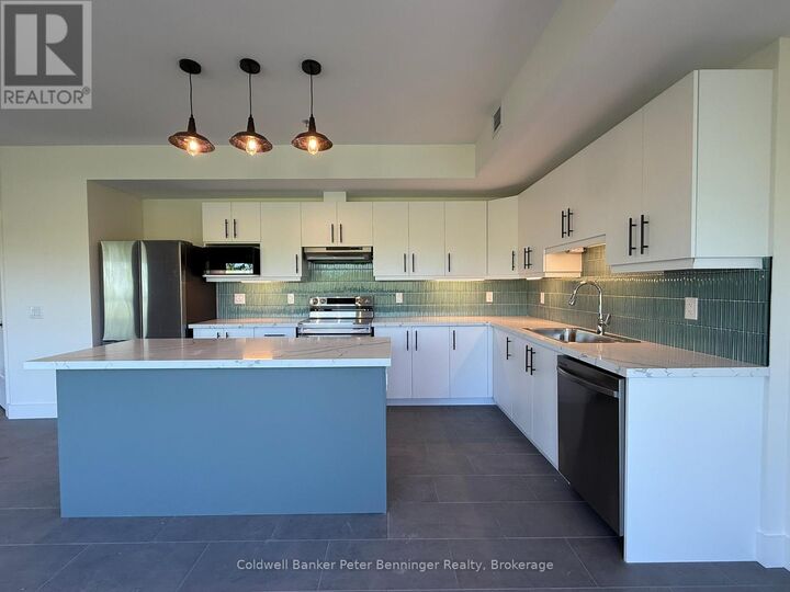 Property Photo:  604 South Queen Street South 401  ON N0G 2N0 