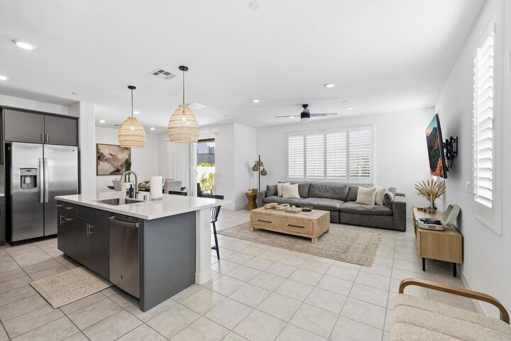 Property Photo:  76273 Cornell Way  CA 92211 