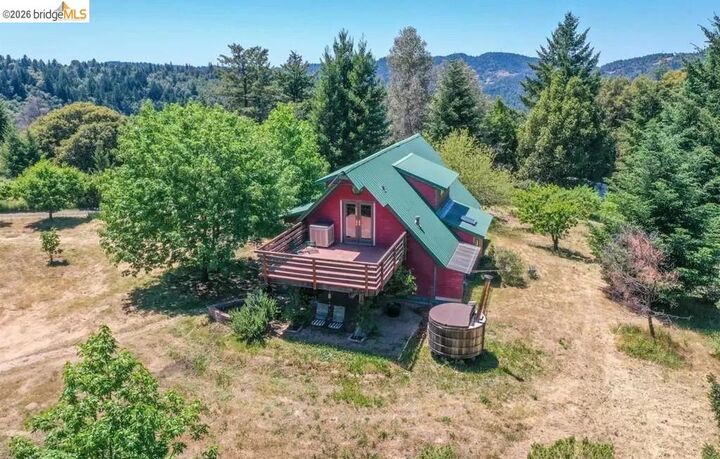 Property Photo:  49100 Wickersham Road  CA 95441 