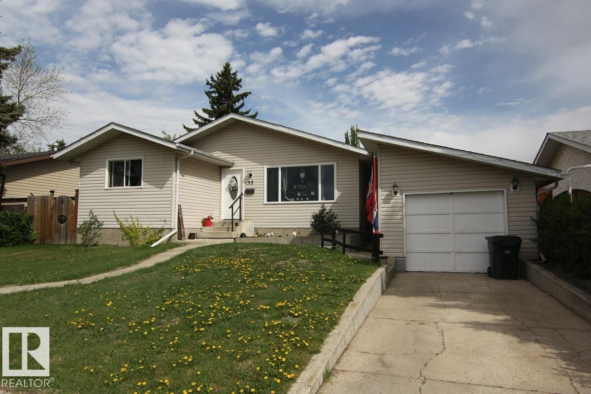 Property Photo: 32 Garden Valley Drive AB T7Z 1H5