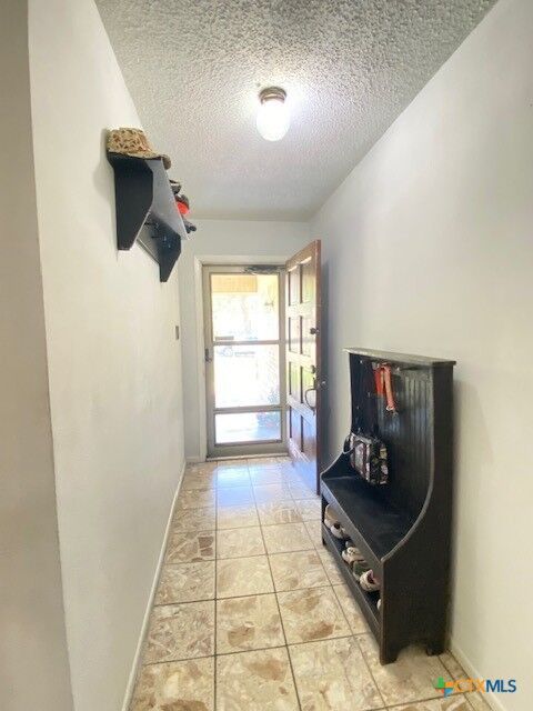 Property Photo: 403 Jeffery Lane TX 76522
