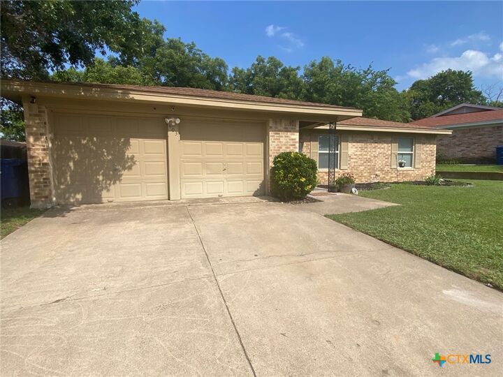 Property Photo:  403 Jeffery Lane  TX 76522 