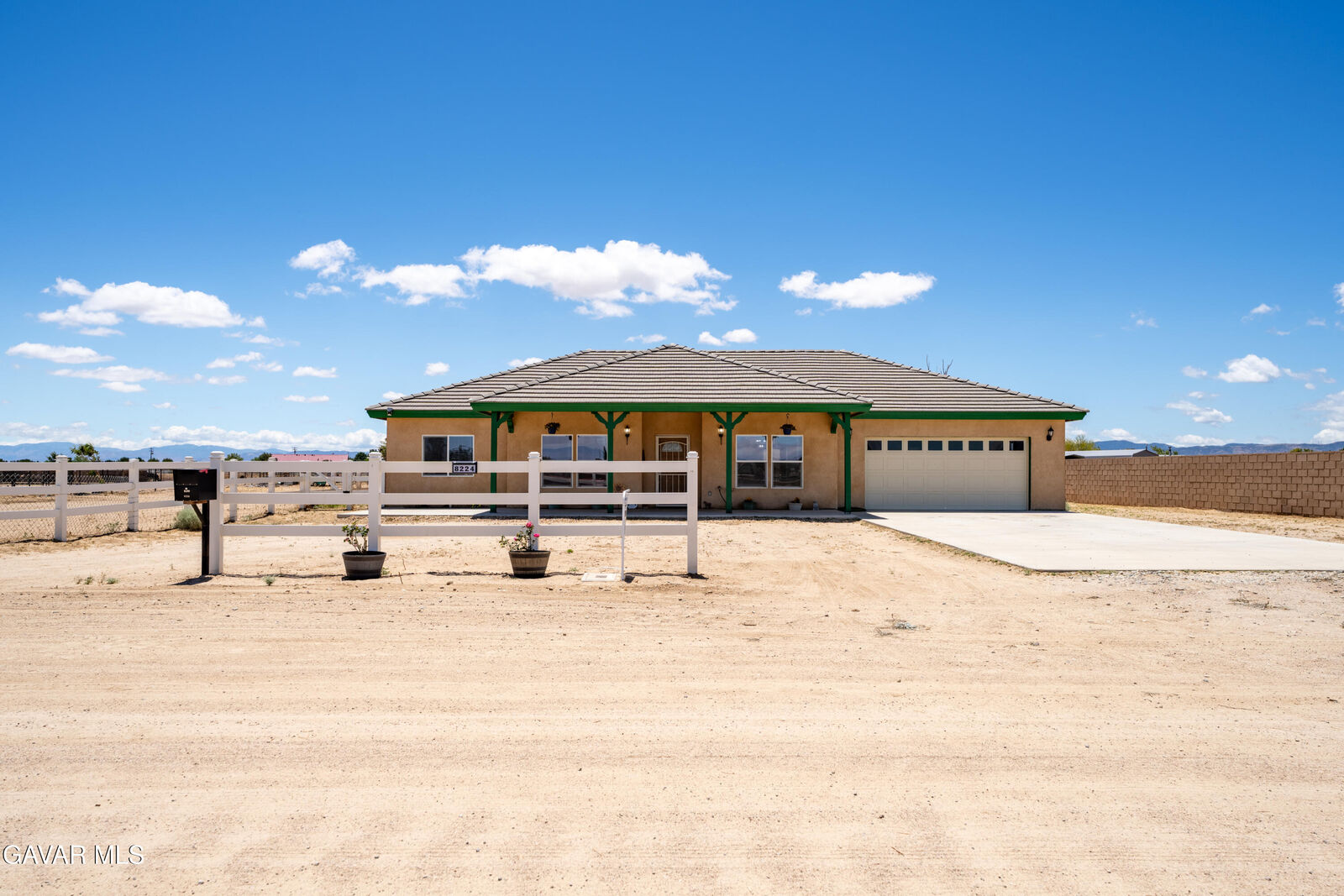 Property Photo: 8224 W Avenue D4 CA 93536