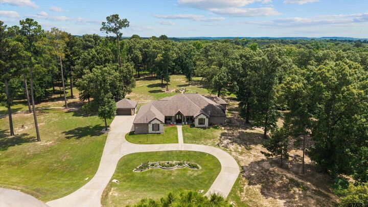 Property Photo:  22571 Lake Jackson Drive  TX 75771 