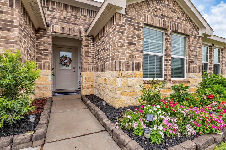 Property Photo: 3906 Windstone Glen Way TX 77469