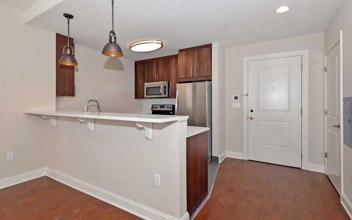 Property Photo:  100 Marshall St 517  NJ 07030 