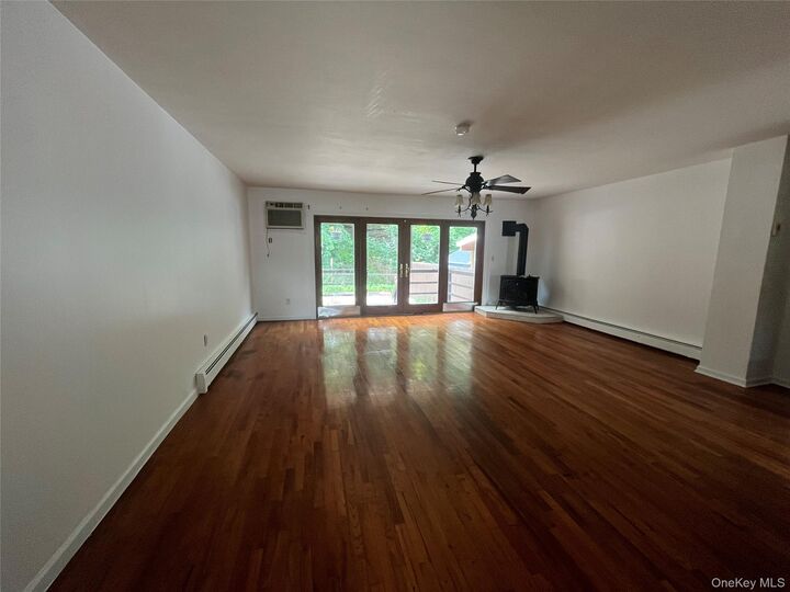 Property Photo:  156 Coolidge Street  NY 10927 