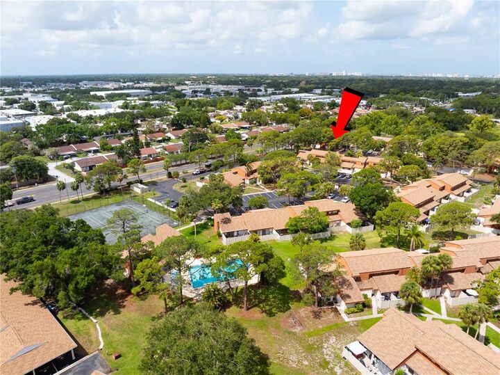 Property Photo: 2060 Sunset Point Road 52 FL 33765