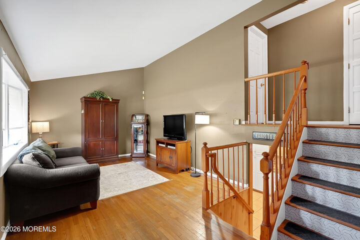 Property Photo:  7 Winthrop Place  NJ 07730 