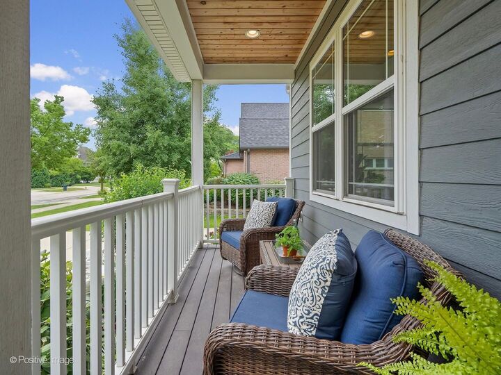 Property Photo: 1114 S Stone Avenue IL 60525