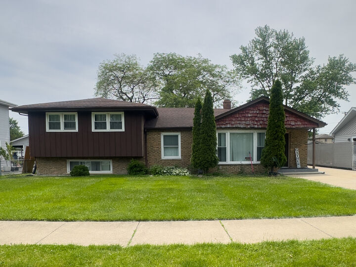 Property Photo: 6709 W 88th Place IL 60453