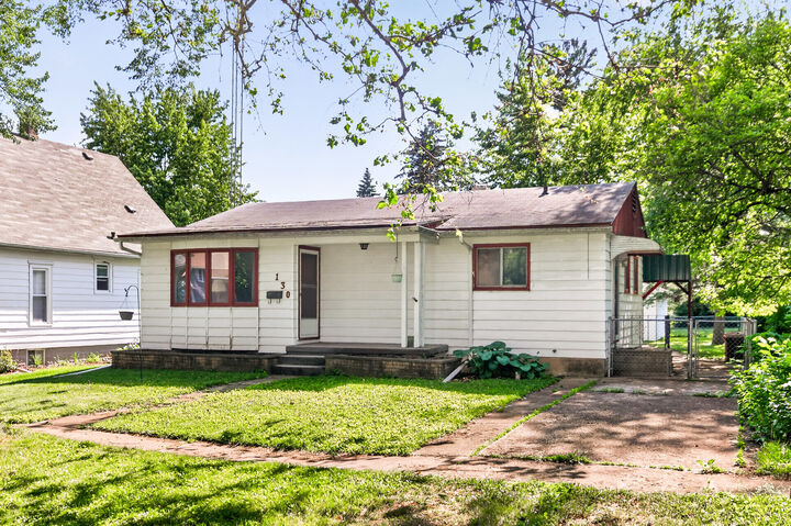 Property Photo: 130 S Stott Street IL 60135