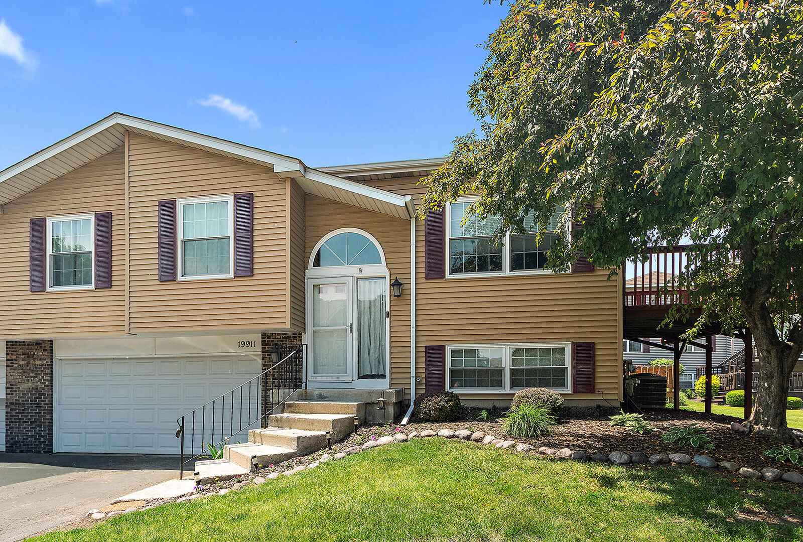 Property Photo:  19911 W Edinburgh Lane  IL 60423 