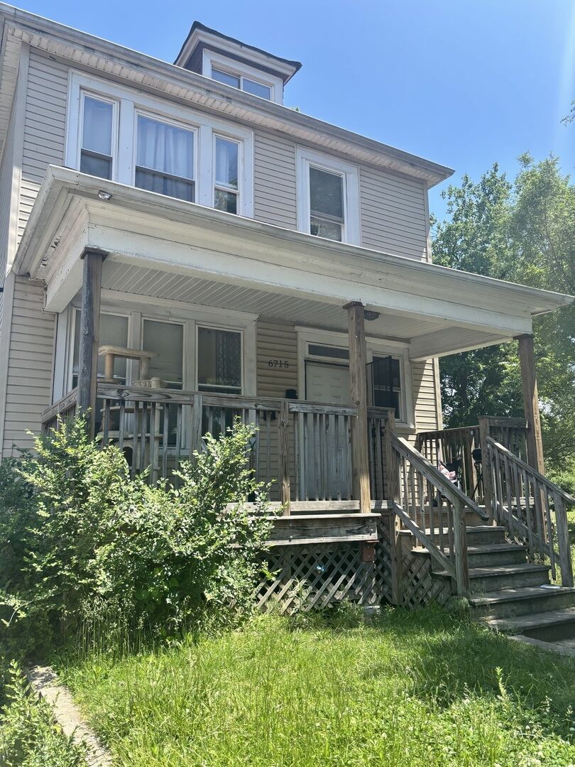 Property Photo:  6715 S Bishop Street  IL 60636 