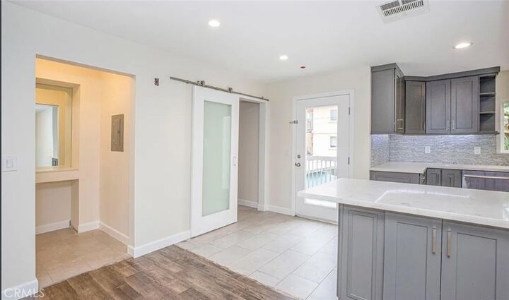 Property Photo: 242 W Linden Ave. 201 CA 91502