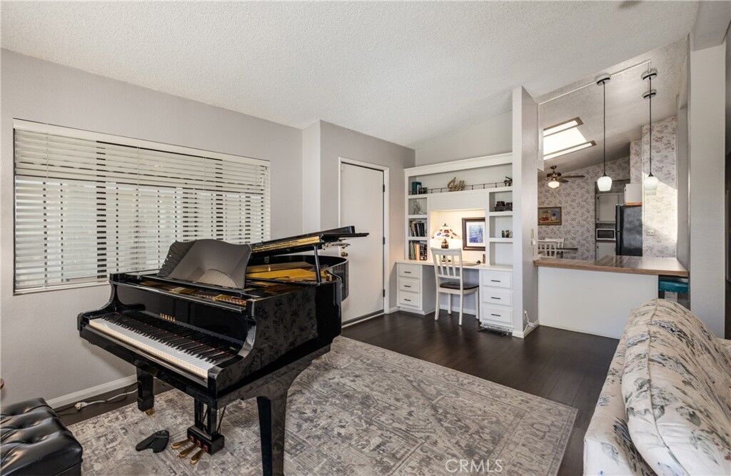 Property Photo:  24600 Mountain 18  CA 92544 